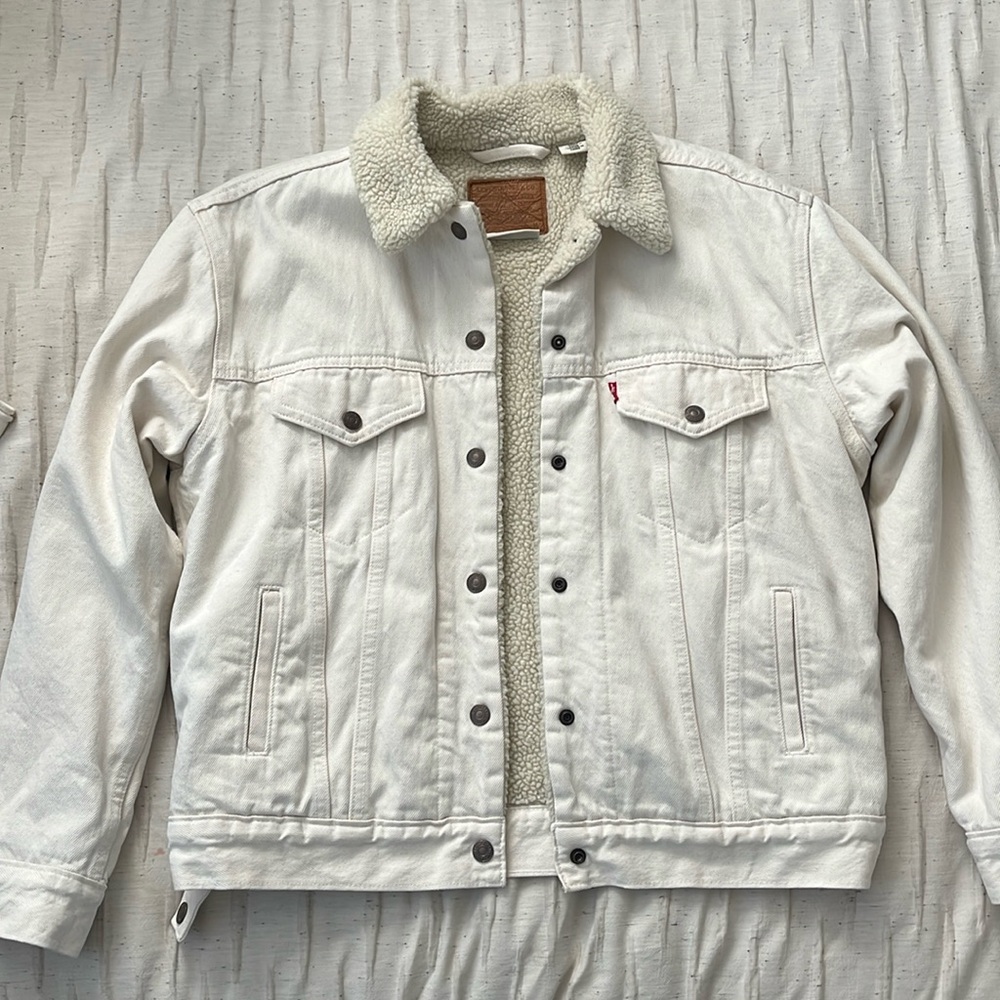 Levi’s Sherpa Trucker Jacket